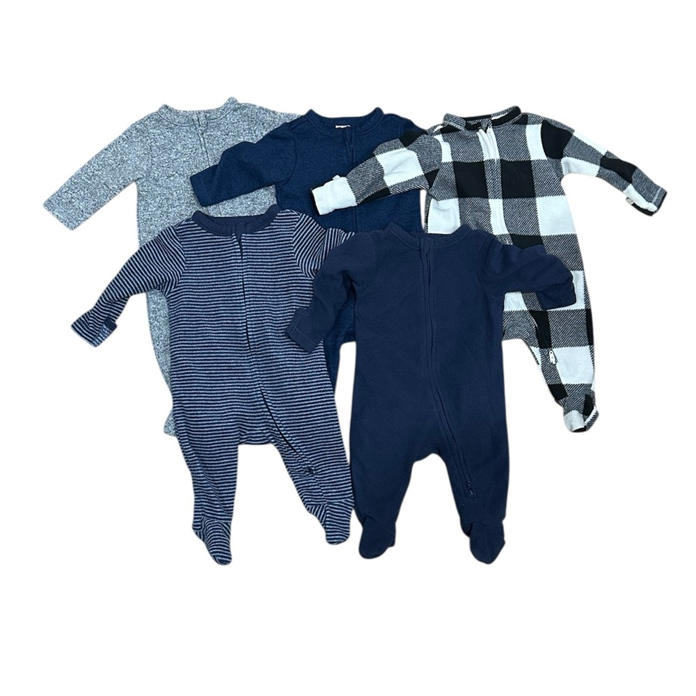 Bundle of Old Navy Cozy Kids One Piece sleepers pajamas Sleep and Play 0-3 month